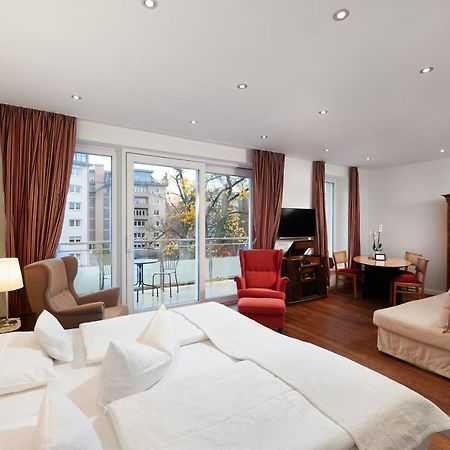 35Qm Deluxe Apartment Suites Im Stil Design Hotel Vosteen Naehe Der Kaiserburg Núremberg Exterior foto