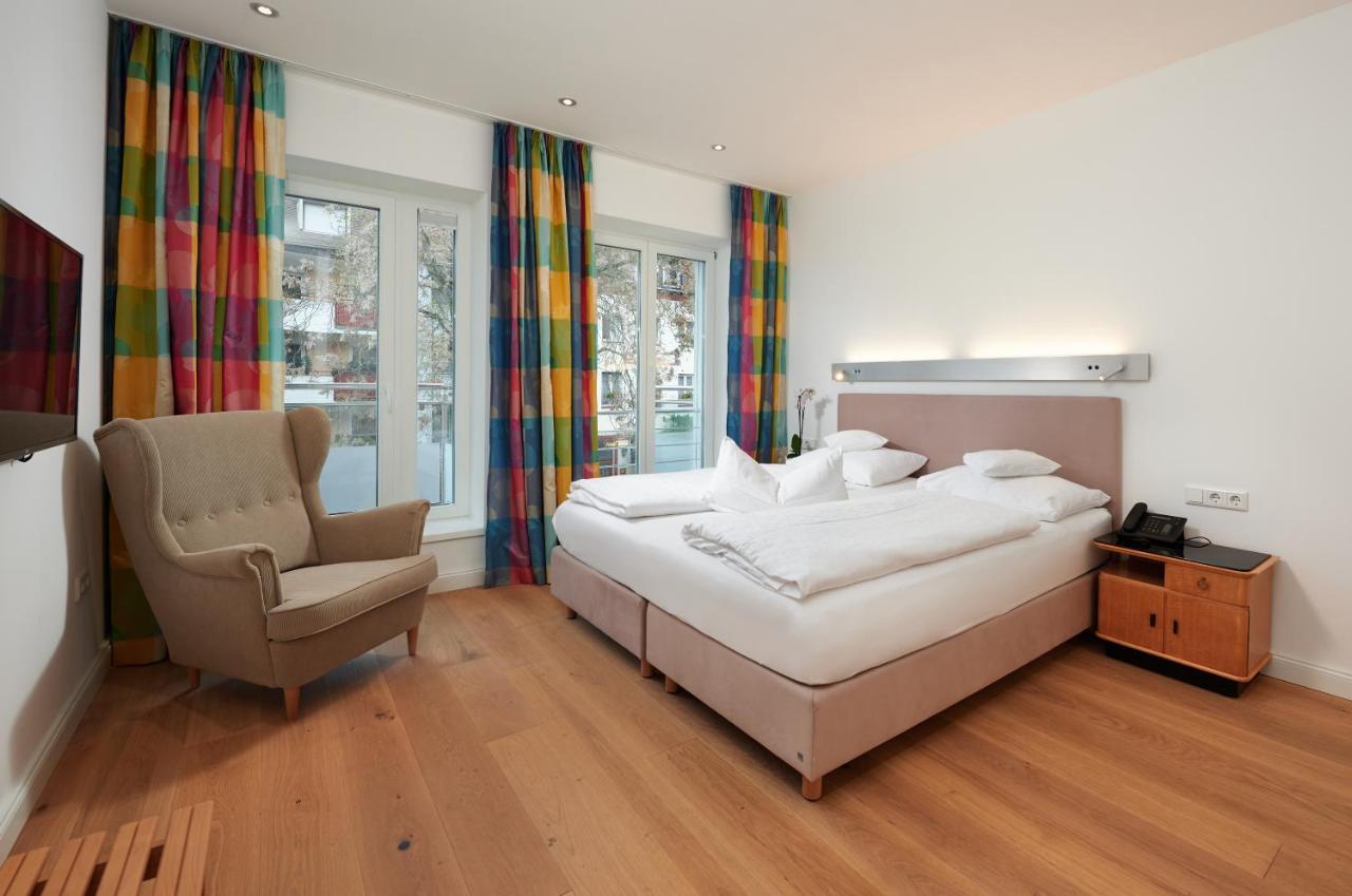 35Qm Deluxe Apartment Suites Im Stil Design Hotel Vosteen Naehe Der Kaiserburg Núremberg Exterior foto
